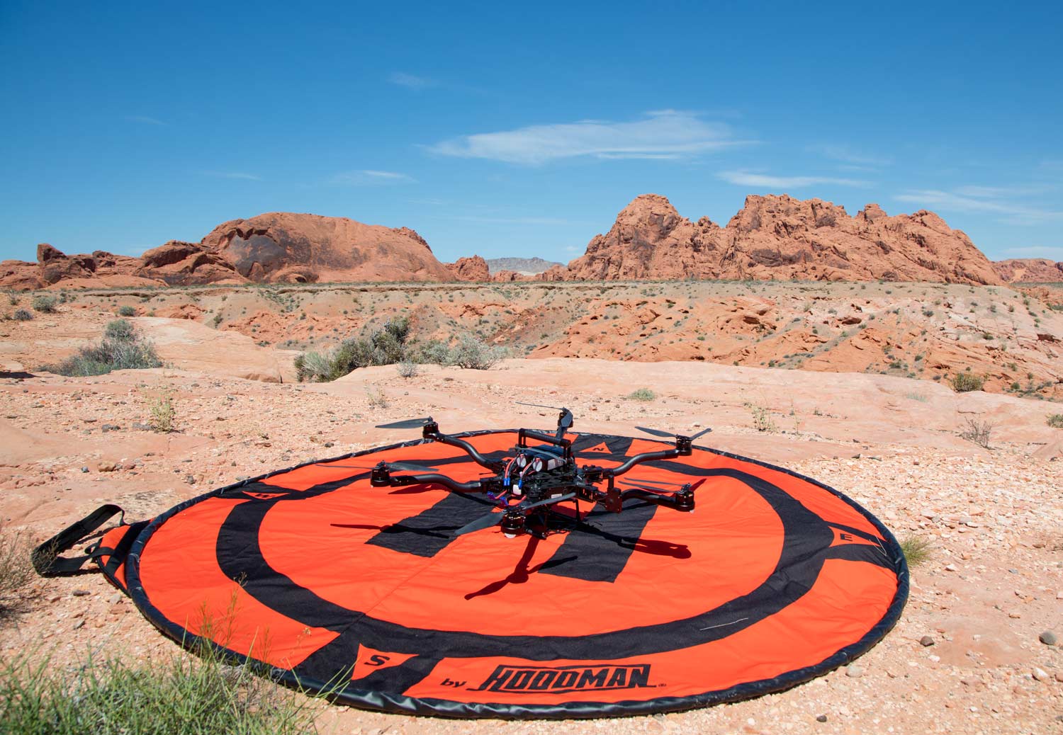 Hoodman Weighted UAV Drone Landing Pad 8 Ft