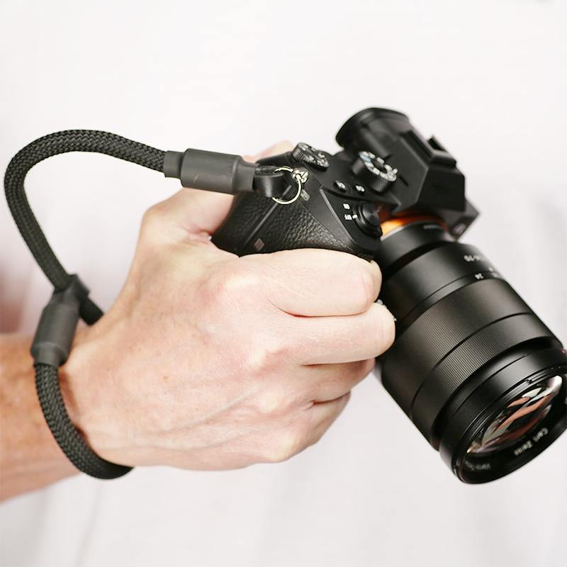 Hoodman pinch-free, shock absorbing camera wrist strap