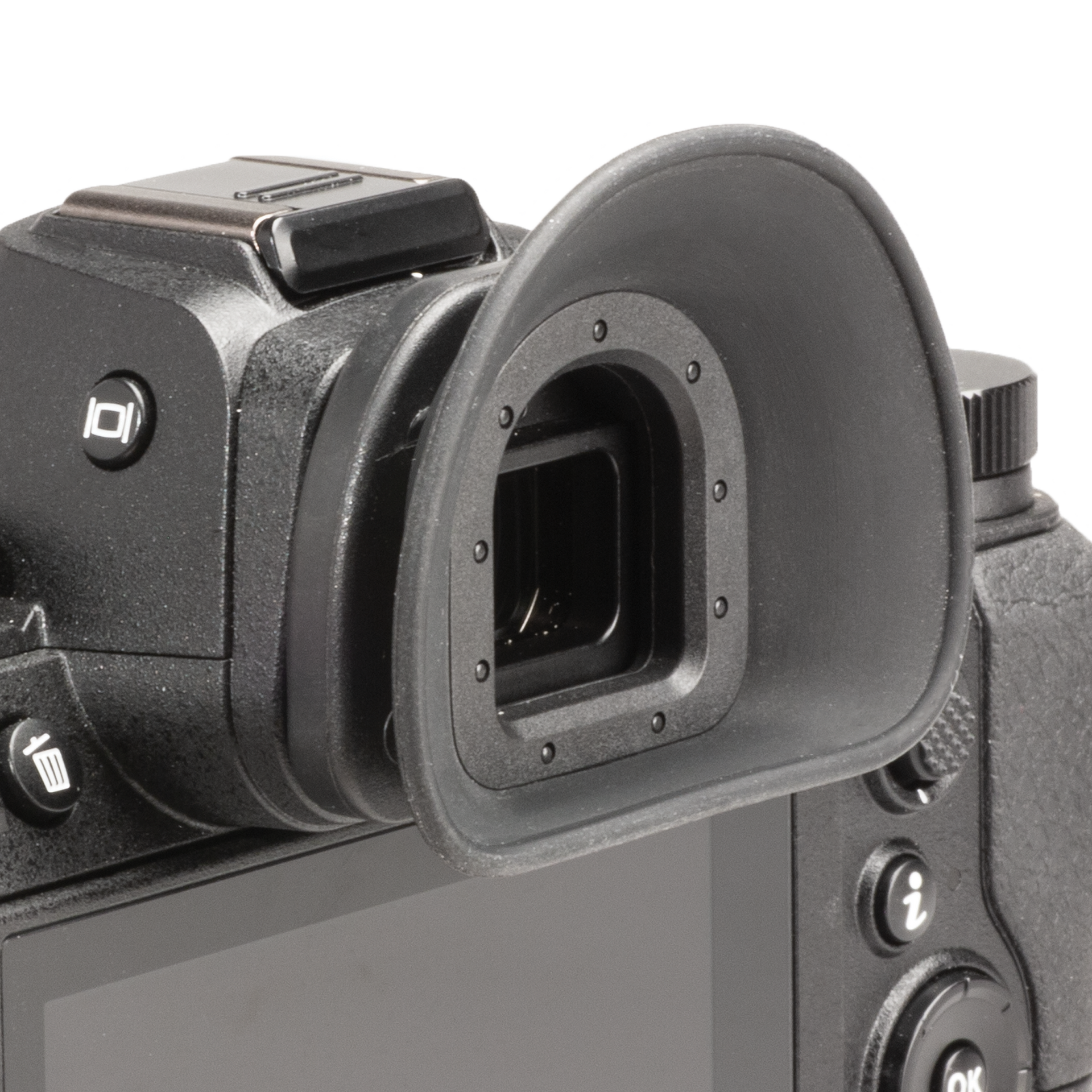 Upgrade Nikon camera eyecups on models Z6II, Z7II, Z6, Z7 Upgrade Nikon camera eyecups on models Z6II, Z7II, Z6, Z7